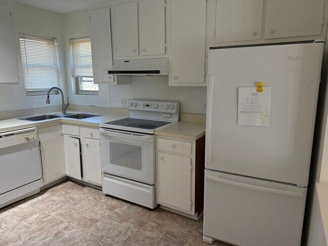 Foto del edificio - Adorable 2 Bedroom Off Alamance Church Road