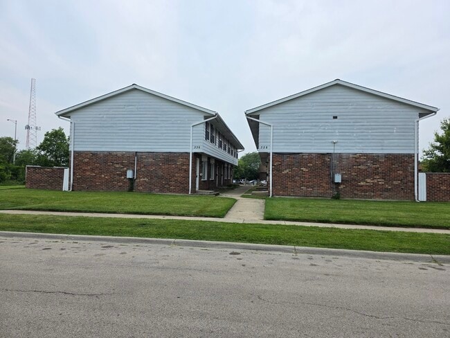 Foto del edificio - 336 Lilac Ln
