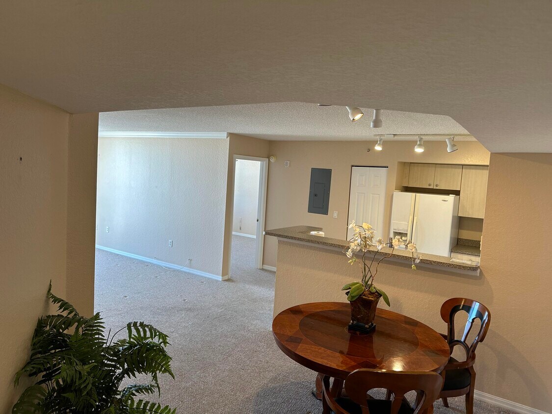 Primary Photo - 1801 N Flagler Dr