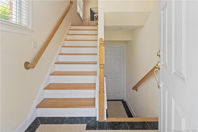 Building Photo - 34 Windy Knolls