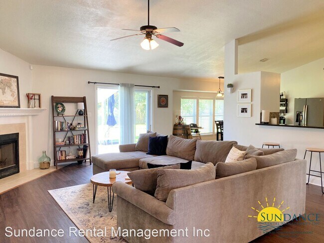 Foto del edificio - 3 br, 2 bath House - 8291 Telford Court