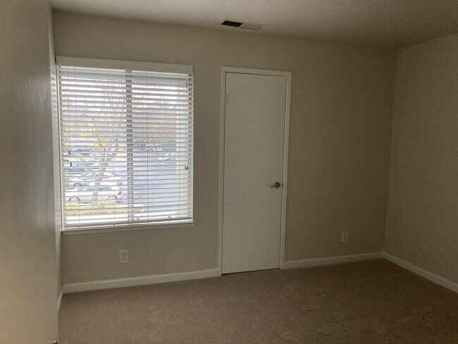 Building Photo - 63 Massolo Dr