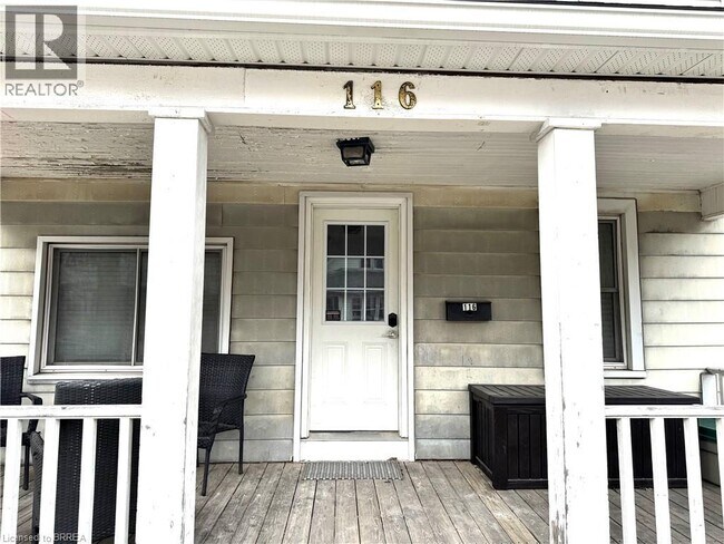 Photo du bâtiment - 116 Kent St S