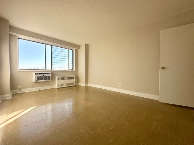 Foto del edificio - 40 E Sidney Ave
