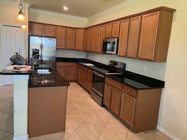 Building Photo - 3576 Valle Santa Cir