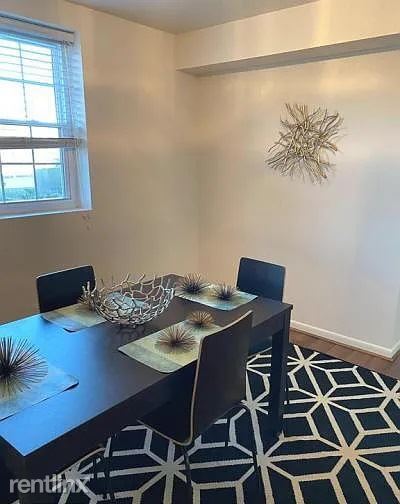 Foto del edificio - 2 br, 2 bath Townhome - 3 Belmullet Court