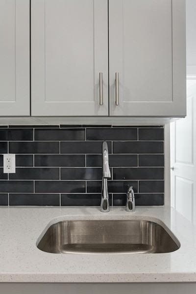 Foto del edificio - 244 2nd St