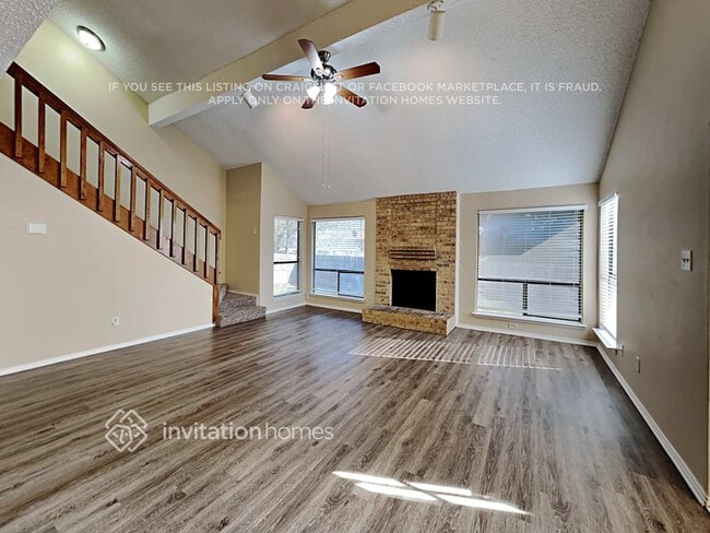 Building Photo - 4364 Bentley Dr