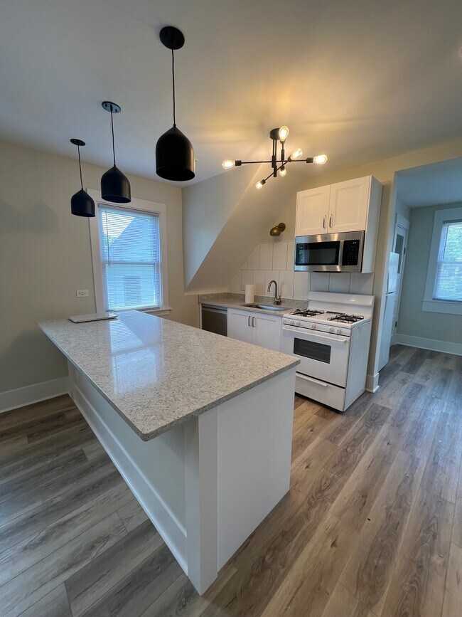 Foto del edificio - 7719 Wilcox St