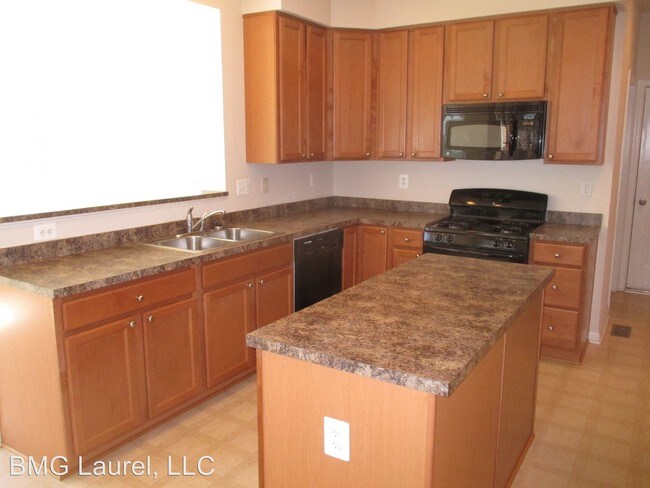 Building Photo - 4 br, 2.5 bath House - 12501 Macintosh Court