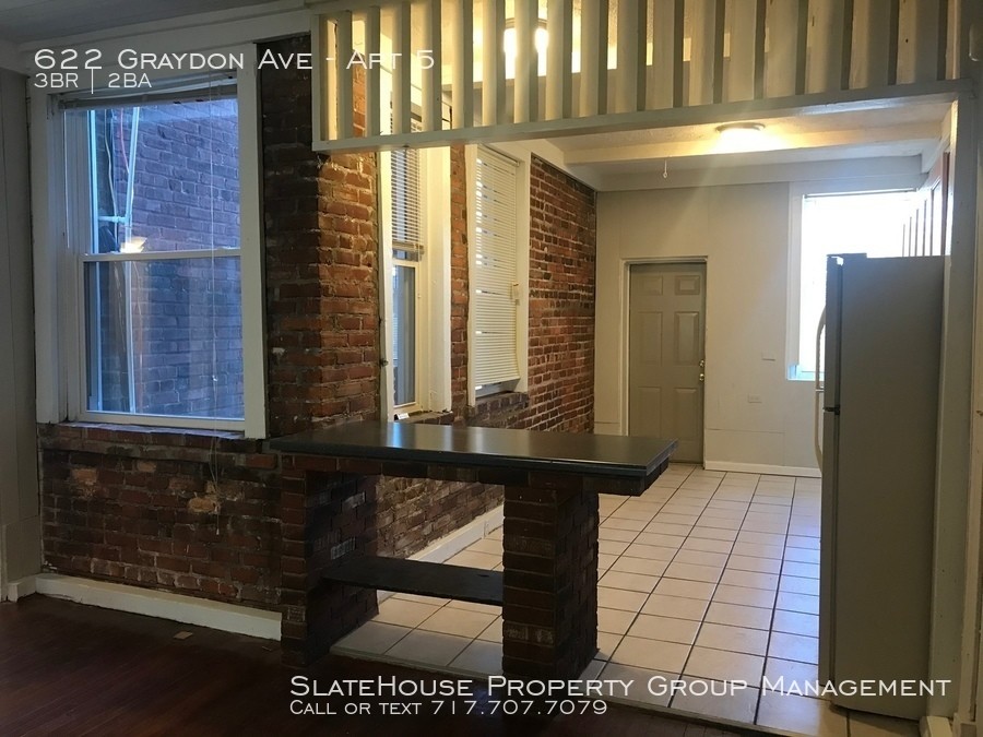 Primary Photo - Spacious 3 BR Apartment in Ghent!
