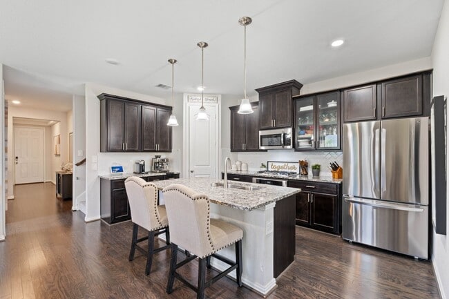 Building Photo - 519 Carina Gaze Dr
