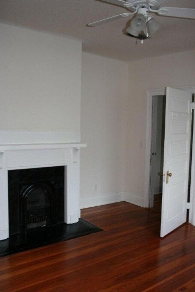 Foto del edificio - 206 3rd St