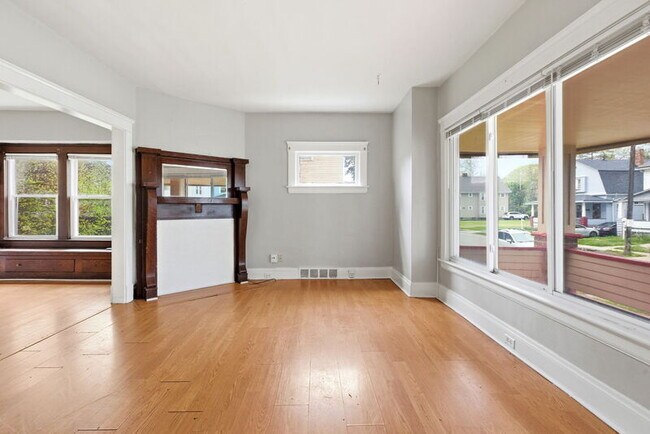 Foto del edificio - 479 E 126th St