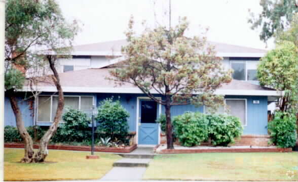 Building Photo - 795 Carro Dr