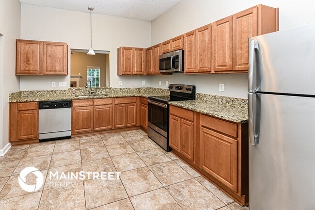 Foto del edificio - 4335 Looking Glass Ln