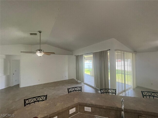 Foto del edificio - 2842 NW 5th Ave