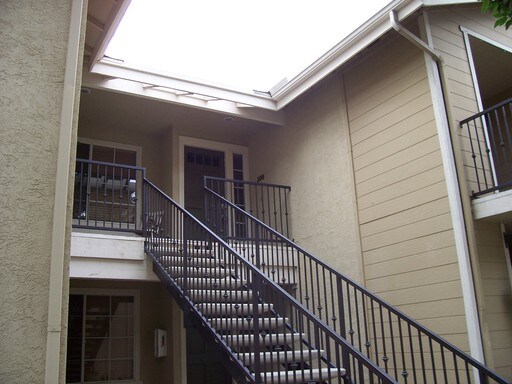 Primary Photo - 3515 Grove St