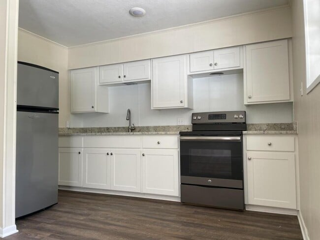 Foto del edificio - 12513 Forrest Braud Ln