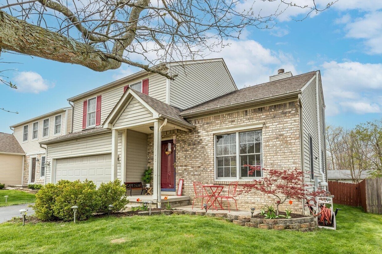 8621 Olenbrook Dr, Lewis Center, OH 43035 House Rental in Lewis