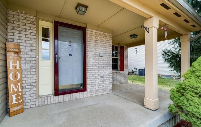 Building Photo - 20 Andover Dr