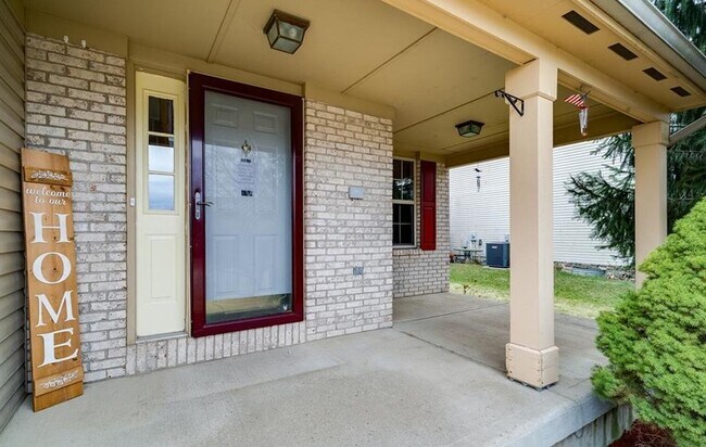 Foto del edificio - 20 Andover Dr