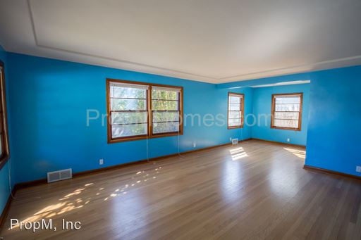 Building Photo - 1208 N Humboldt St
