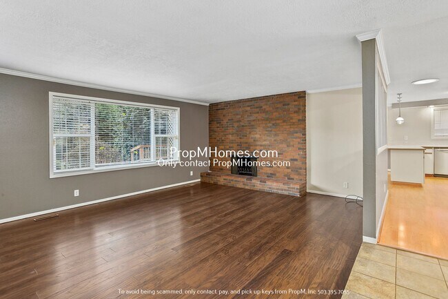 Building Photo - Beautiful Home In Milwaukee is Calling: Li...