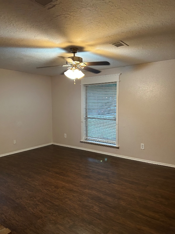 Building Photo - 5414 Fawn Trail Ln