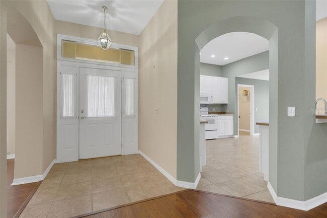 Building Photo - 654 Lake Clark Pl