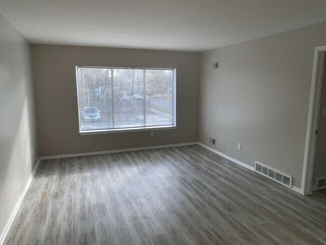 Building Photo - 24651 W McNichols Rd