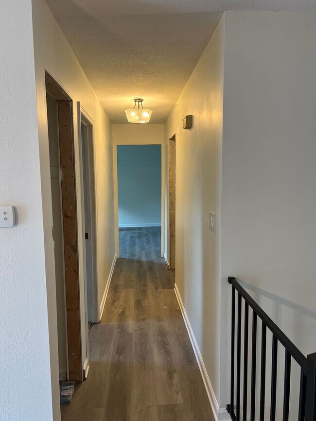Foto del edificio - 9233 Snow Hill Rd