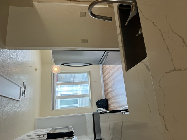 Photo - 425 Mountain View Dr Apartment