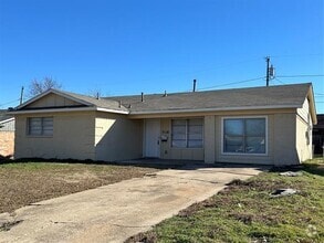Building Photo - 2530 Morgan St