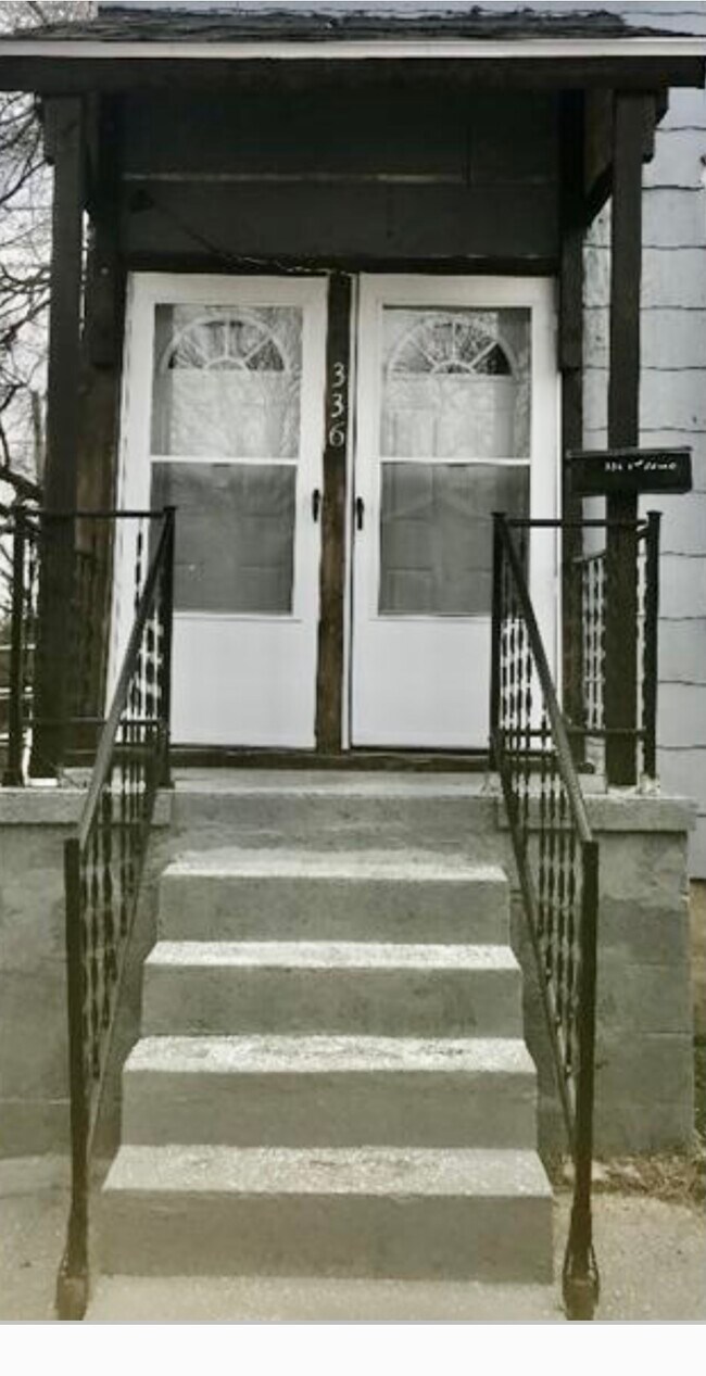 Foto del edificio - 336 Christian Ave