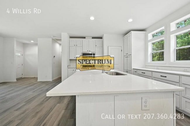 Foto del edificio - 4 Willis Rd