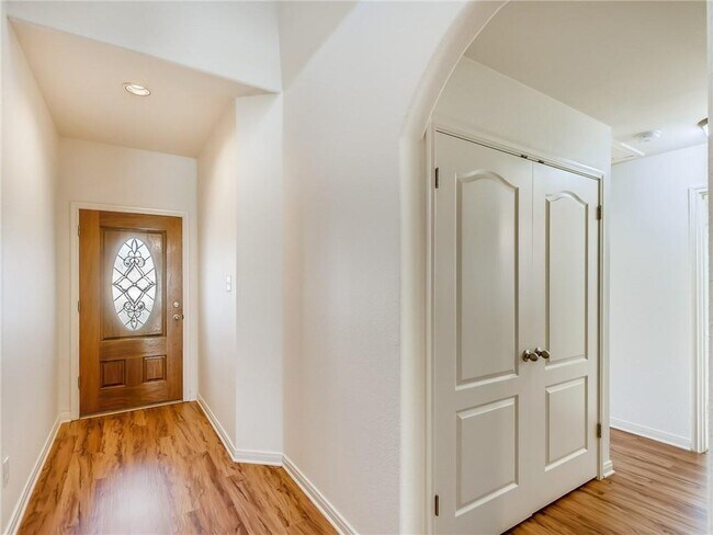 Foto del edificio - 4011 Galena Hills Dr.