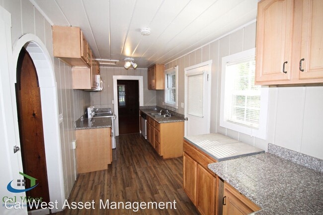 Building Photo - 3 br, 1.5 bath House - 21305 Bertram Rd.