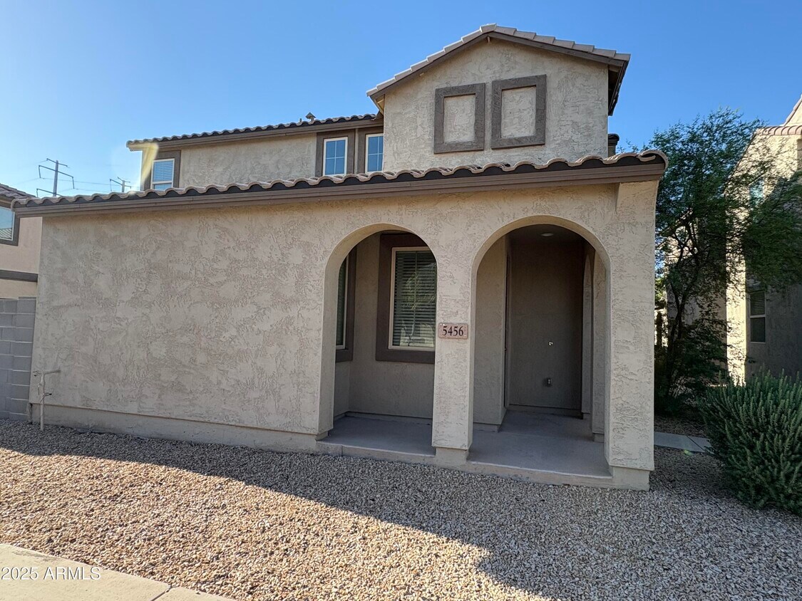 Foto principal - 5456 W Fulton St