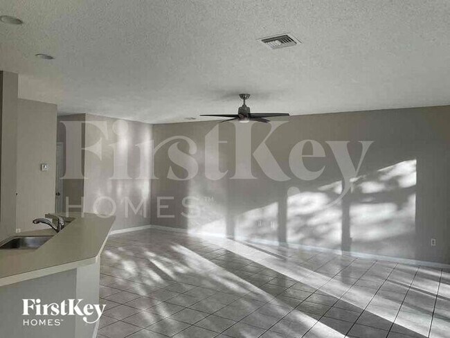 Foto del edificio - 1436 NW 159th Ln