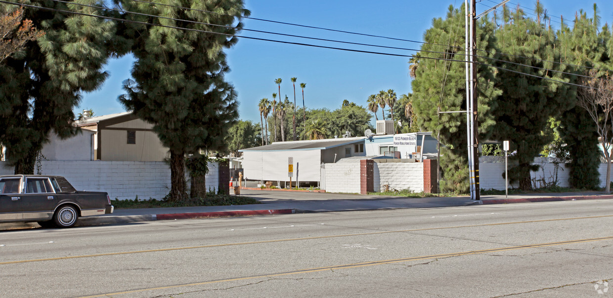 Primary Photo - Pioneer Mobile Home Estates