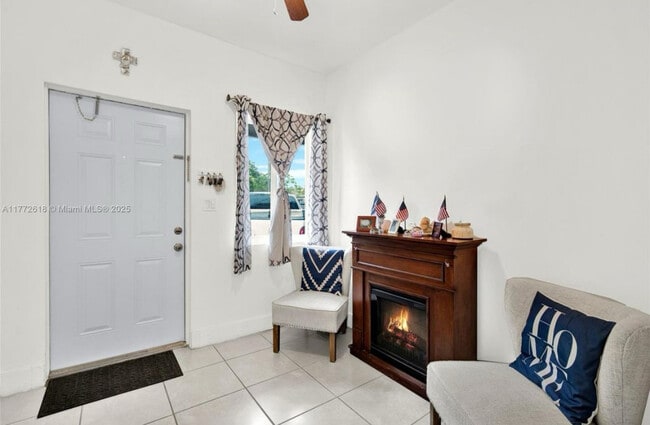 Foto del edificio - 1741 NW 68th St