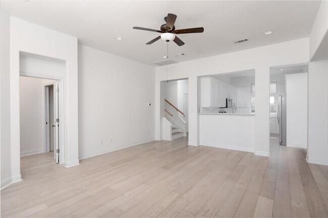 Building Photo - 54 Saddle Rock Ridge St