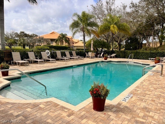 Foto del edificio - 28080 Cavendish Ct