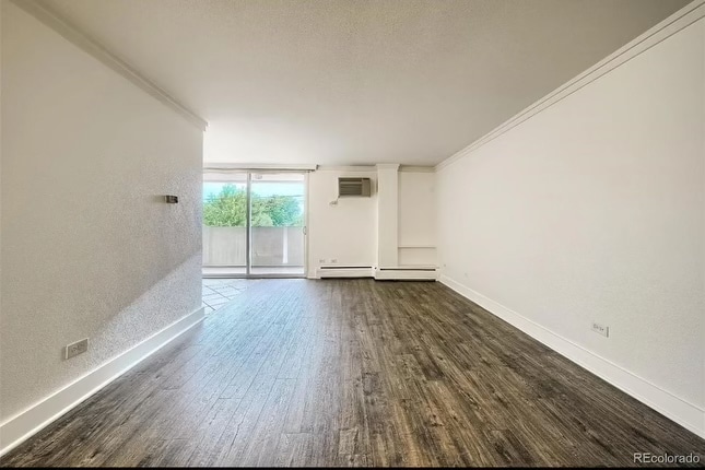 Building Photo - 1035 Colorado Blvd