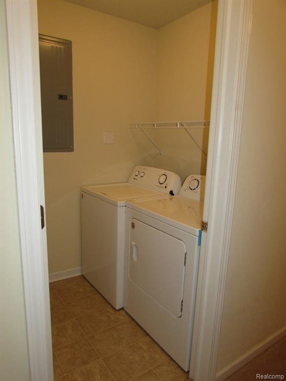 Foto del edificio - 27239 Hidden Oaks Dr