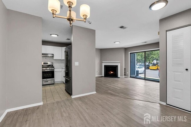 Building Photo - 2609 Lighthouse Ln