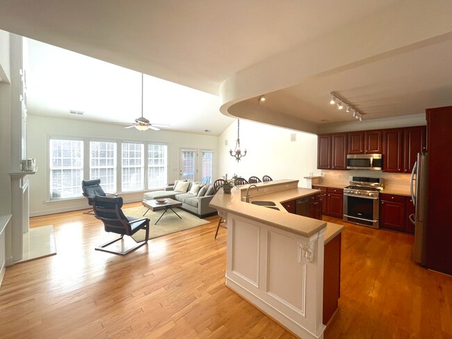Building Photo - 3611 Lion Ridge Ct
