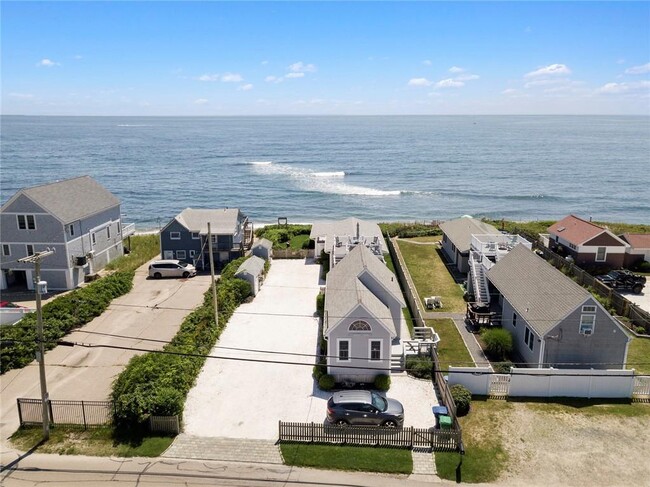 Building Photo - 967 Matunuck Beach Rd