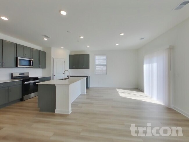 Foto del edificio - 5311 Carnegie Rd